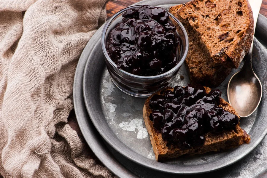 Comment faire une délicieuse confiture de cassis maison ?