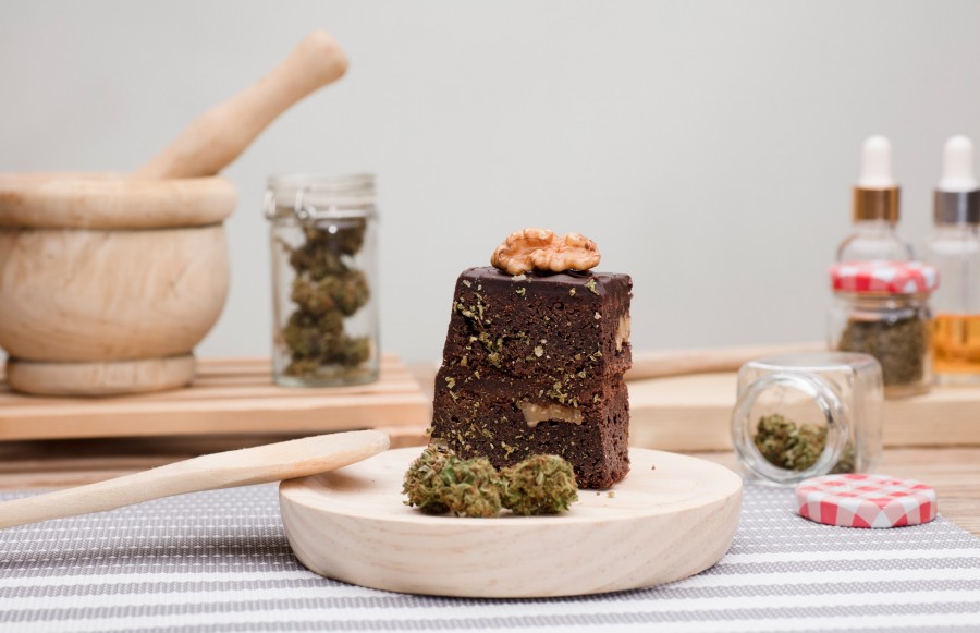 Comment infuser le CBD dans votre recette de space cake ?